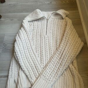 Aerie Cream Cable Knit Sweater